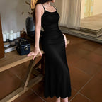 Damen langes Wickelkleid mit eleganter Silhouette und spaghettiträgen R&B