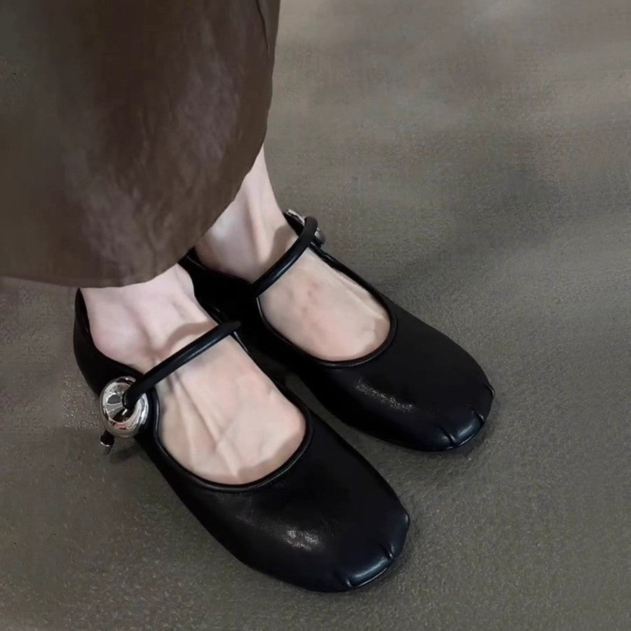 Damen elegante Ballerinas mit modischem Riemchen und dekorativem Schmuckdetail R&B