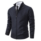 Herren Strickjacke mit modernem Zopfmuster R&B