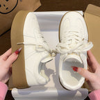 Damen Sportliche Sneakers mit rutschfester Gummisohle und atmungsaktiver Oberflächenstruktur