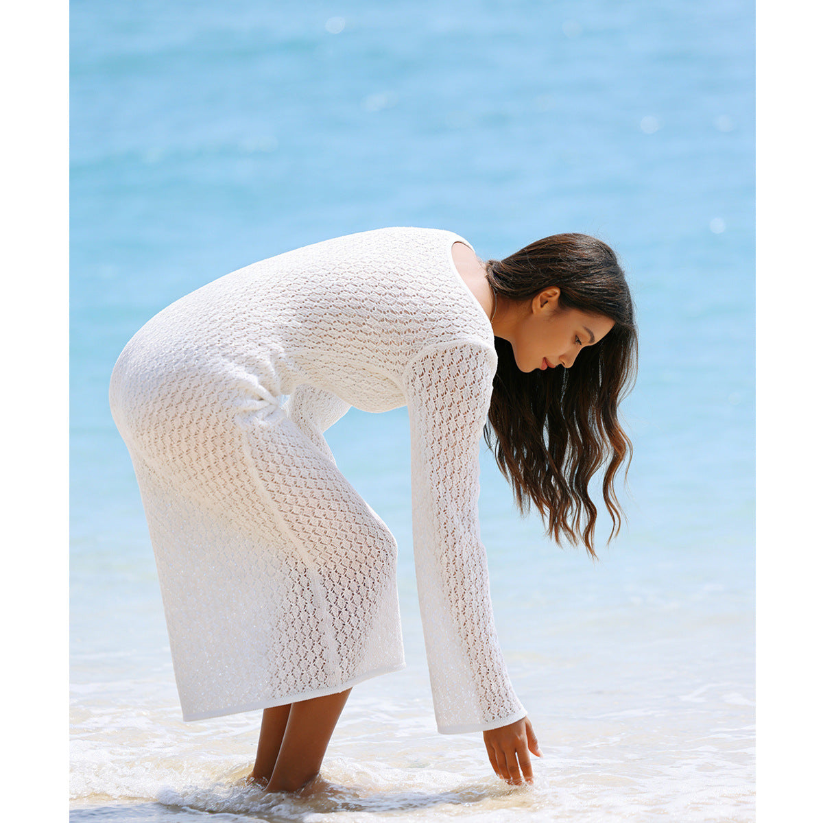 Damen lässiges Häkelstrandkleid mit tiefem V-Ausschnitt und eleganten Cut-Outs R&B