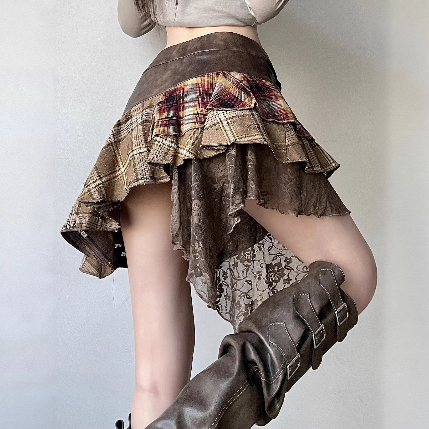 Damen Modischer Wickelrock mit asymmetrischem Schnitt und lässigen Rüschendetails R&B