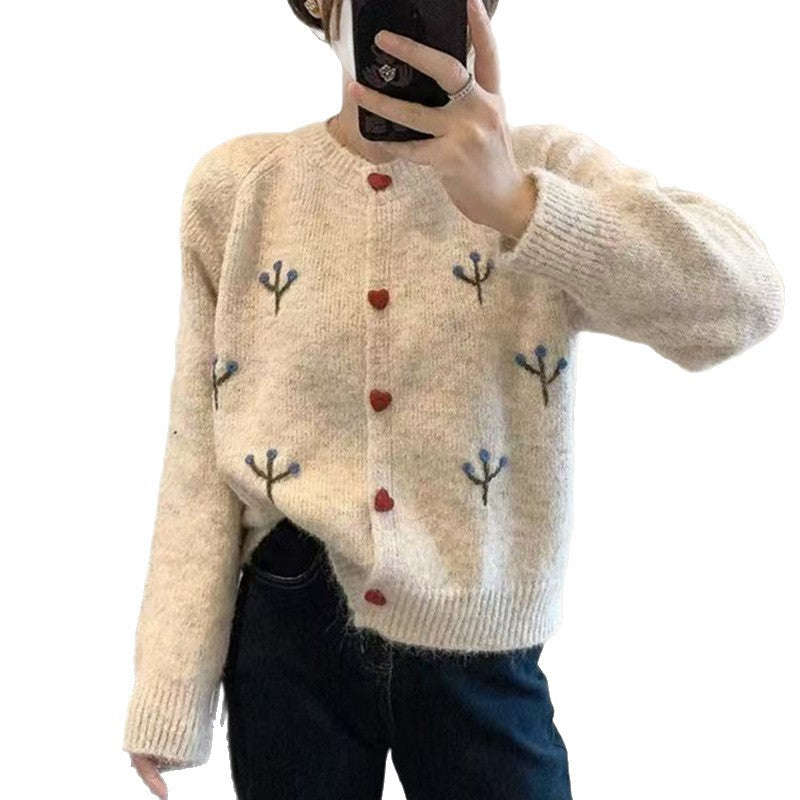 Damen kuscheliger Strickjacke mit Herzen und Blumenstickerei R&B