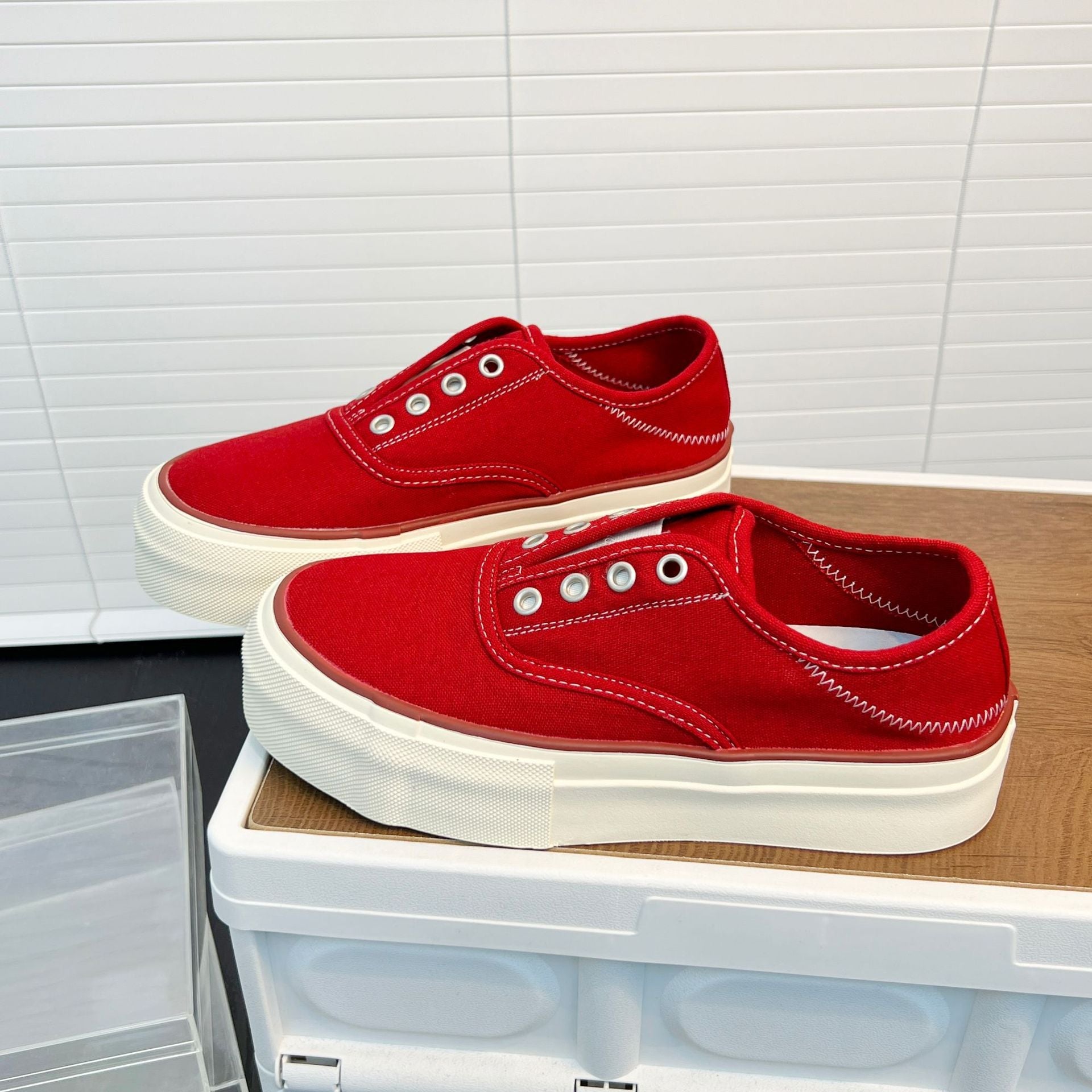 Damen Freizeit Sneaker aus leichtem Textil mit rutschfester Sohle R&B