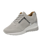 Damen Sportliche Sneakers mit perforierter Oberfläche und modischem Metallic-Detail R&B