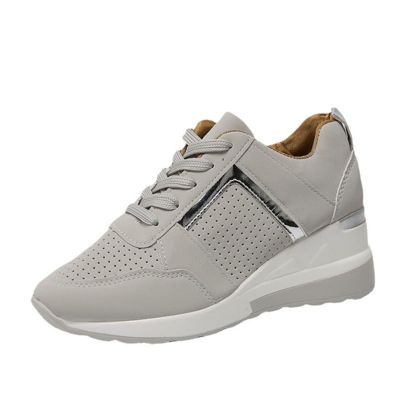 Damen Sportliche Sneakers mit perforierter Oberfläche und modischem Metallic-Detail R&B