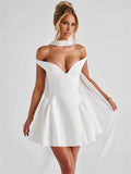 Damen Elegantes schulterfreies Cocktailkleid mit schwingendem Rock und raffinierter Drapierung