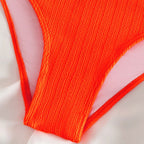 Damen Hochtaillierter Bikini mit innovativen Schnallelementen