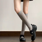 Damen Komfortable Slipper mit elastischem Riemchen R&B