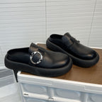 Damen Komfortable und modische Clogs mit dekorativem Detail R&B