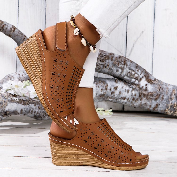 Damen Wedge-Sandalen mit luftiger Perforation und anatomischem Fußbett R&B