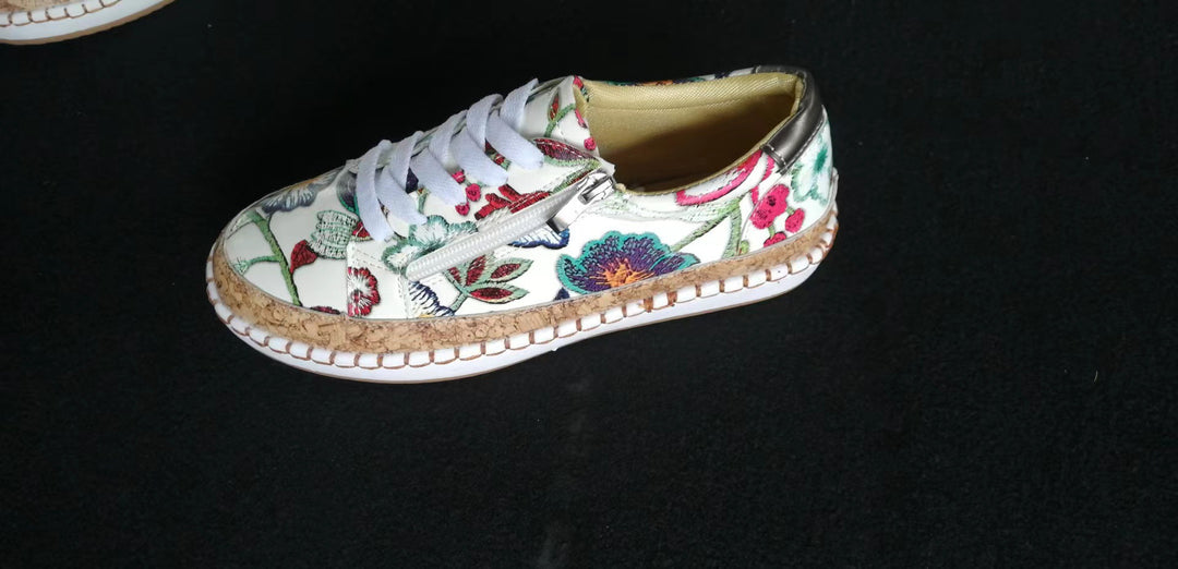 Damen modische Sneaker im kreativen Blumenmuster R&B