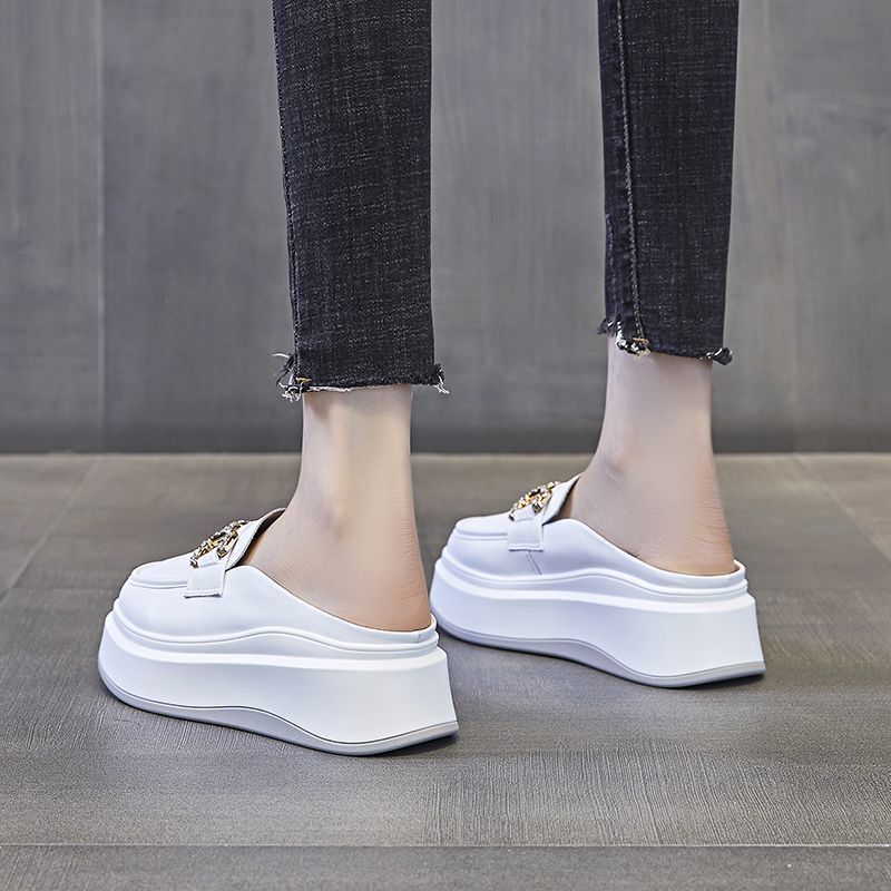Damen elegante Plateau-Mules mit glänzenden Dekorelementen R&B