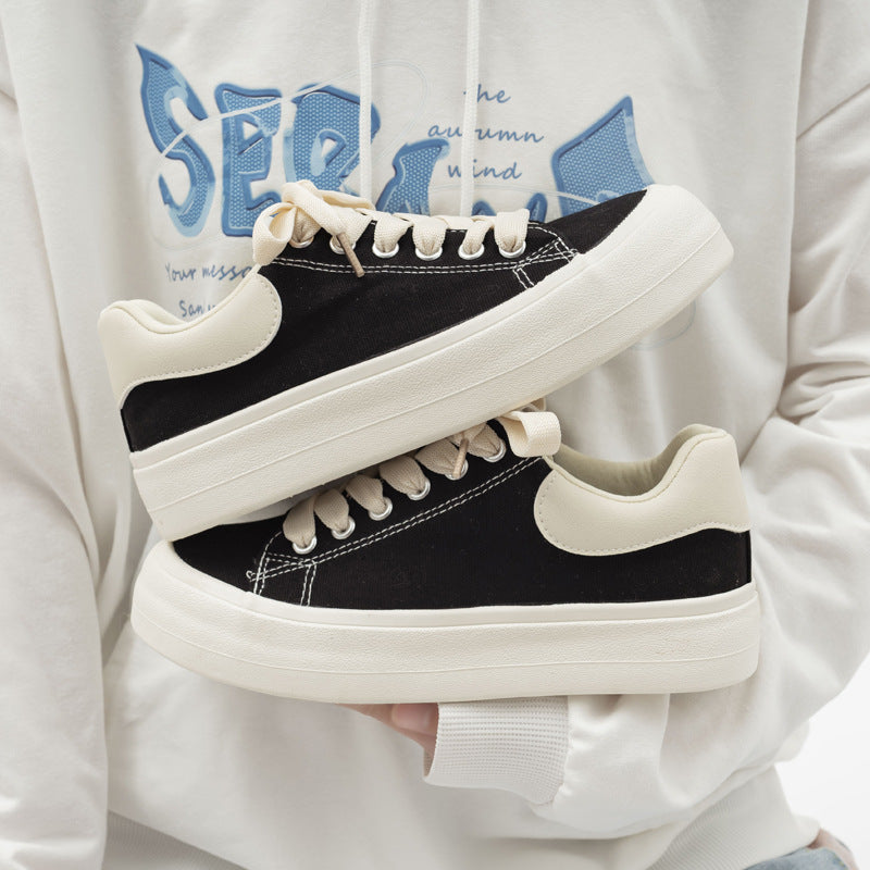 Damen modische Sneakers mit urbaner Flatform und atmungsaktiven Obermaterialien
