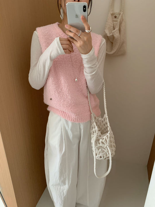 Damen Strickweste mit weichem, flauschigem Material und modernem Schnitt R&B