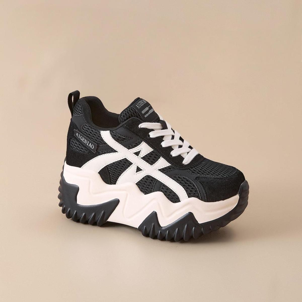 Damen Sportliche Chunky Sneakers mit ausgeprägter Profilsohle und atmungsaktivem Obermaterial R&B
