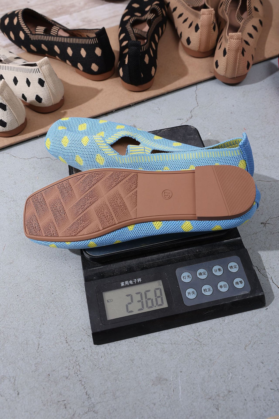 Damen Bequeme und stylische Ballerinas mit elastischem Riemen R&B