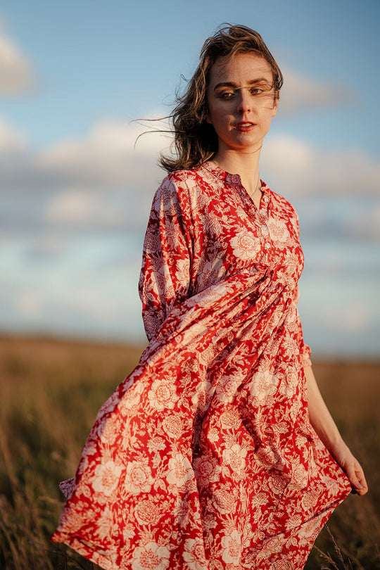 Damen Maxikleid mit floralen Mustern und elegantem Hemdkragen R&B