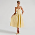 Damen Elegantes Maxikleid mit tailliertem Oberteil und schwingendem Rock EB