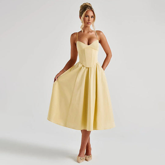 Damen Elegantes Maxikleid mit tailliertem Oberteil und schwingendem Rock R&B