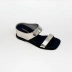 Damen Elegante Sandalen mit breitem Metallriemen und komfortablem Fußbett R&B