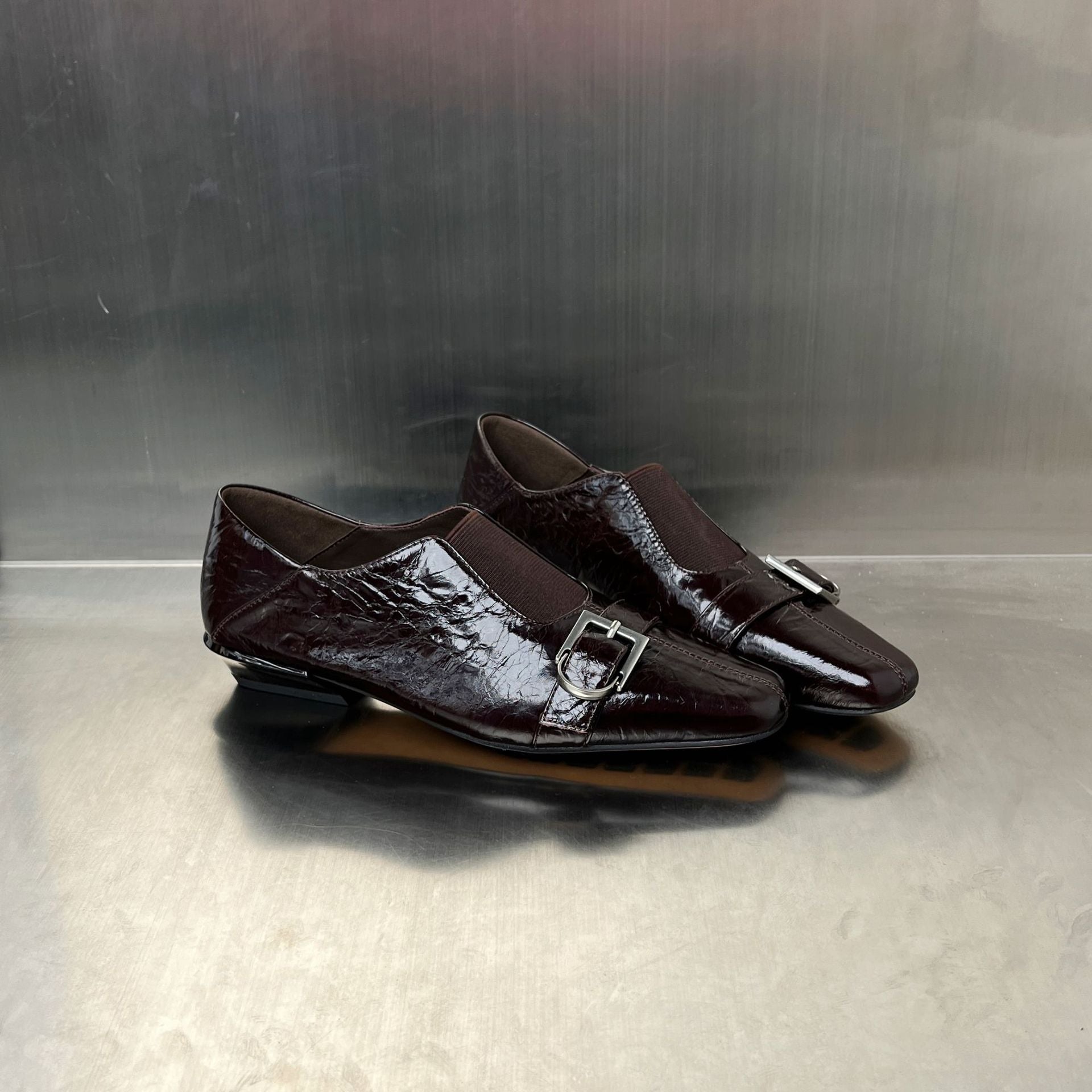 Damen Elegante Slipper mit modischem Schnallenverschluss und hochwertiger Oberflächenstruktur R&B