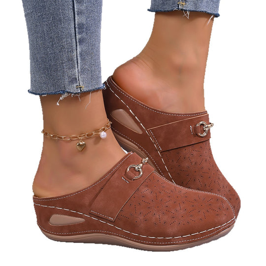 Damen Komfortable Clogs mit eleganter Verzierung R&B