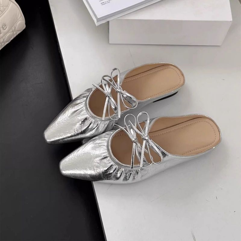 Damen elegante Mules mit zierenden Riemen und geschmackvollem Design R&B