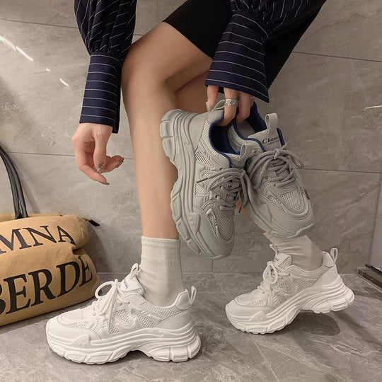 Damen Sportliche Lauf-Sneaker mit atmungsaktiver Mesh-Oberfläche und dämpfender Sohle R&B