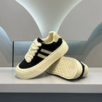 Damen Sneakers mit hohem Plateau und weicher Obermaterialkombination R&B