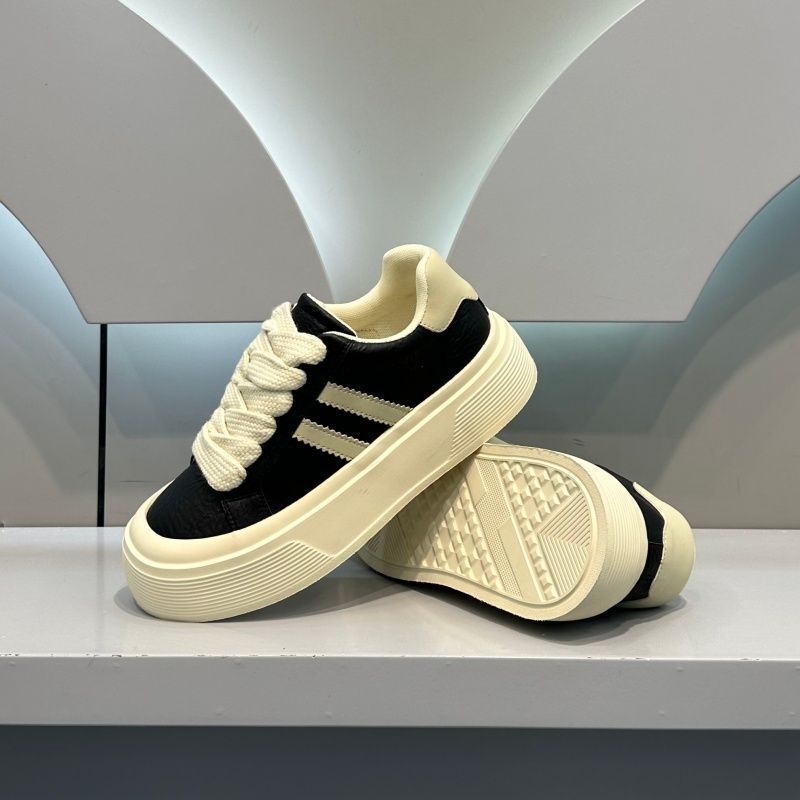 Damen Sneakers mit hohem Plateau und weicher Obermaterialkombination R&B