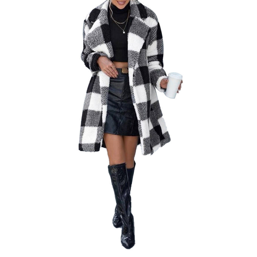 Damen Kuscheliger Karomantel mit oversized Schnitt und weichem Innenfutter R&B