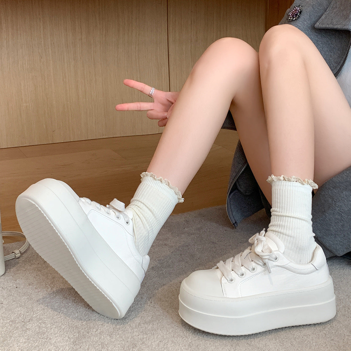 Damen Plattform-Sneaker mit atmungsaktiver Oberfläche und modischem Design