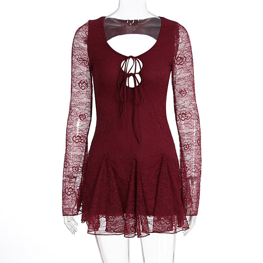 Damen Spitzenkleid mit Cut-Outs und langen Ärmeln R&B