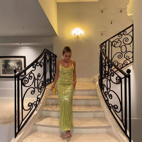 Damen Schimmerndes Pailletten-Maxikleid mit tiefem V-Ausschnitt und figurbetontem Schnitt R&B