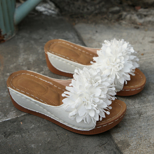 Damen Keil-Sandalen mit floralem Detail R&B