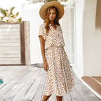 R&B | Polka-Dot-Kleid mit V-Ausschnitt und Knöpfen