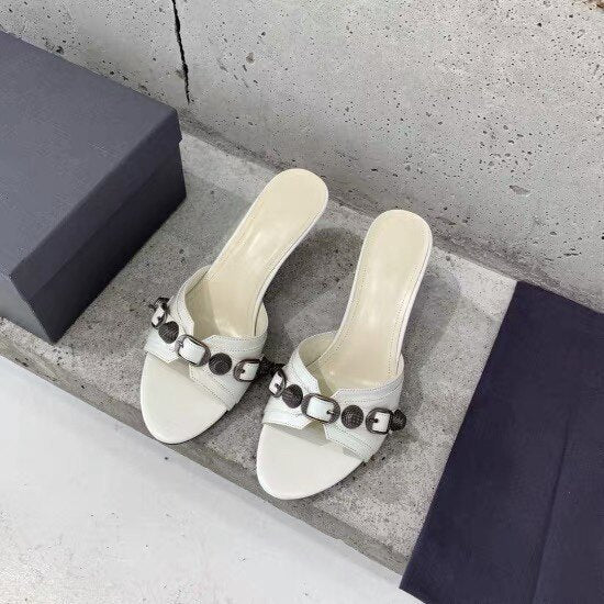 Damen modische Slides mit dekorativen Metallakzenten R&B