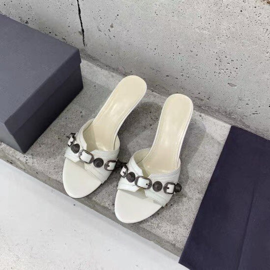 Damen modische Slides mit dekorativen Metallakzenten R&B