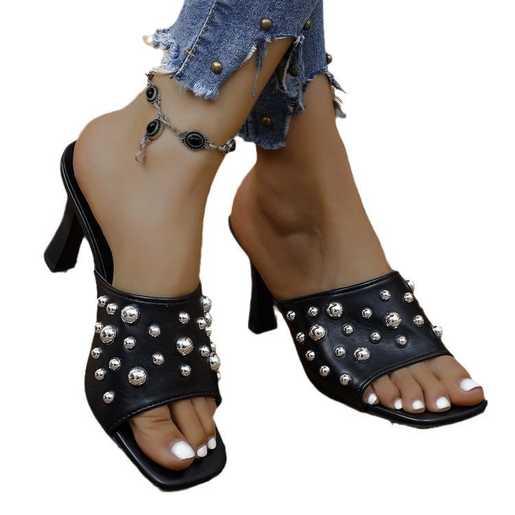 Damen Mules mit glamourösem Perlendetail und elegantem Blockabsatz R&B