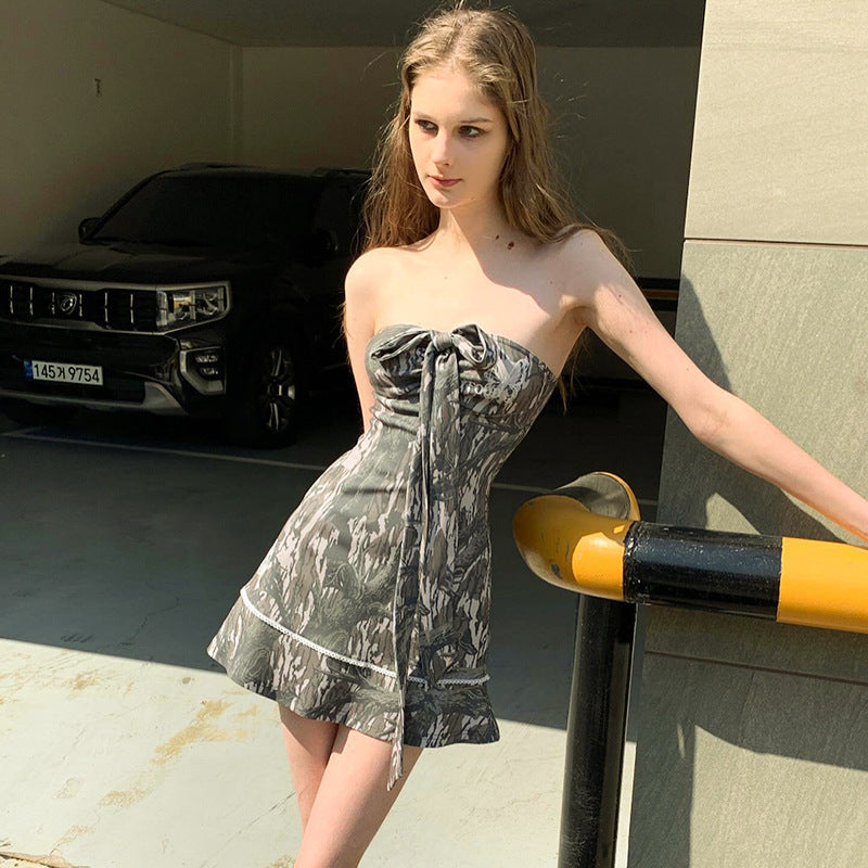 Damen Wickelkleid mit charmantem Bindegürtel und verspieltem Muster R&B