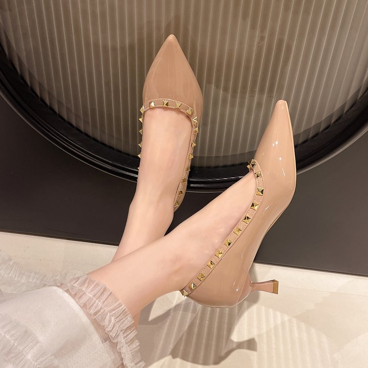 Damen elegante spitze Pumps mit funkelnden Pyramidendetails R&B