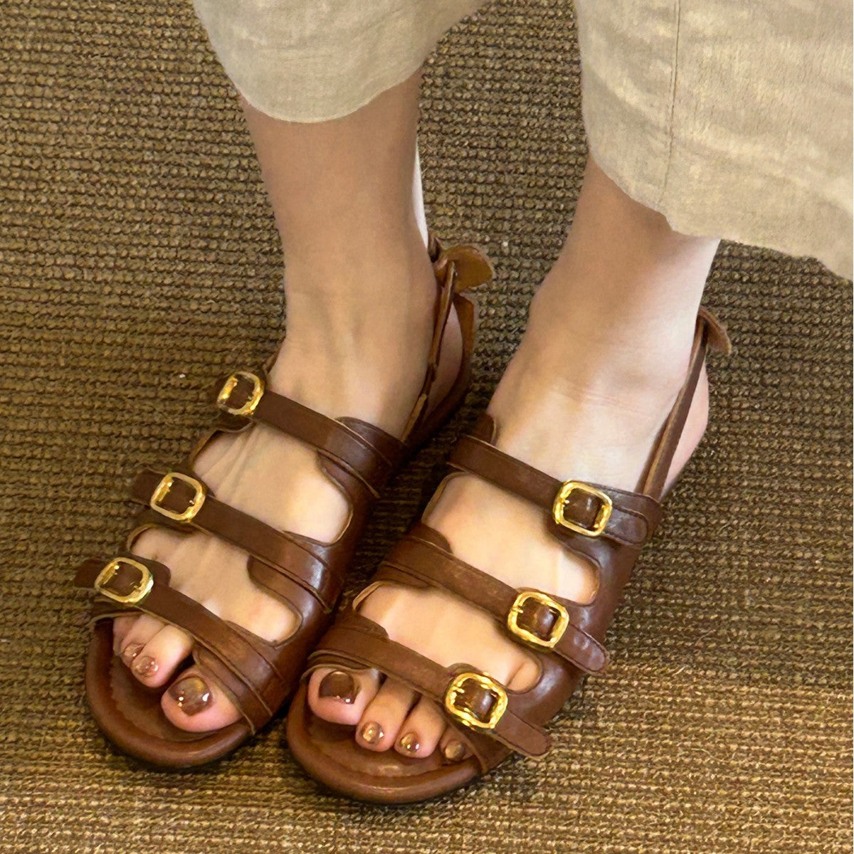 Damen Sandalen mit verstellbarem Riemchen-Design und komfortablem Fußbett R&B
