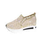 Damen Slip-On Sneakers mit eleganter Spitzenoberfläche und bequemer Dämpfung R&B