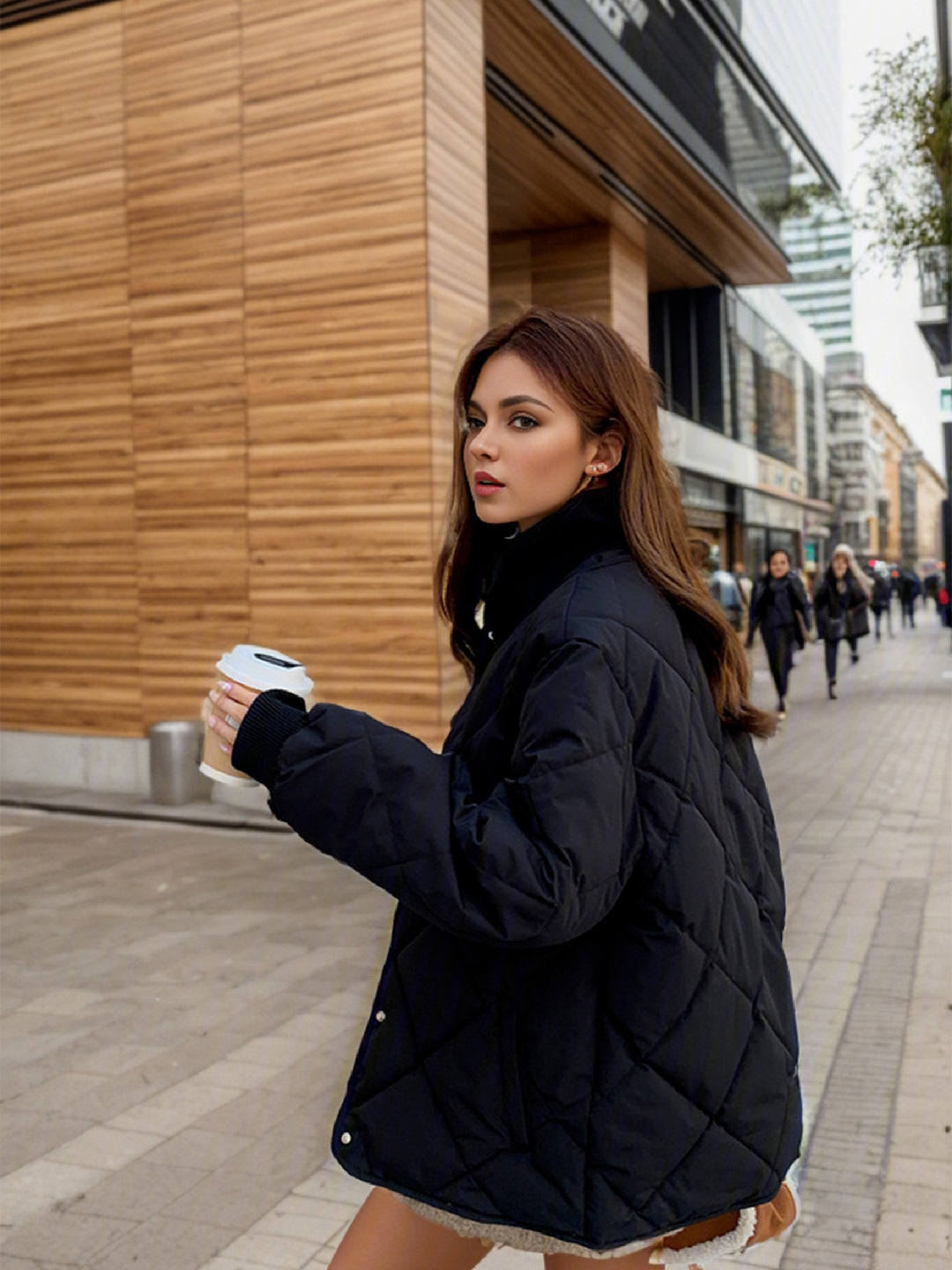 Damen gesteppte Übergangsjacke mit elastischen Bündchen und praktischen Taschen R&B