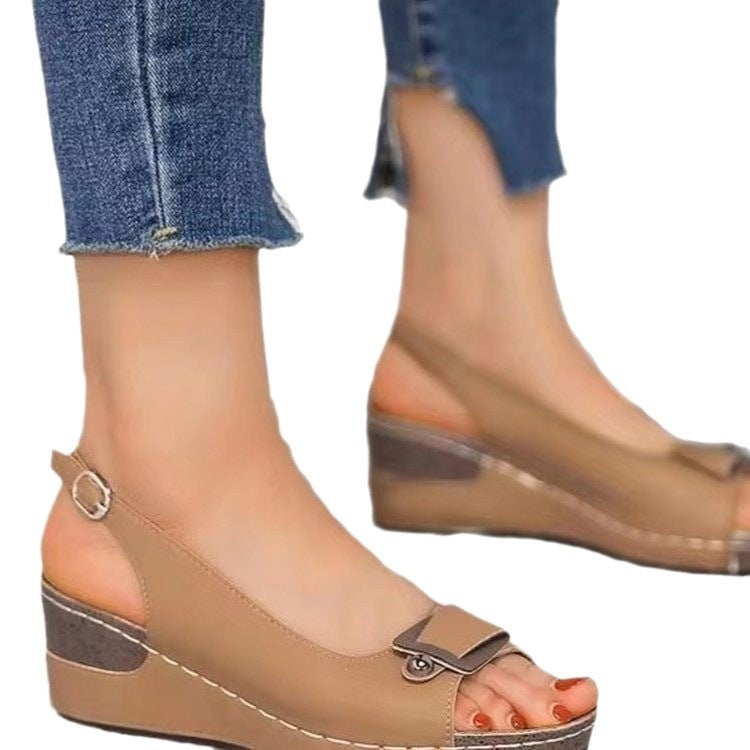 Damen Wedge-Sandalen mit elegantem Riemendesign und komfortablem Fußbett R&B