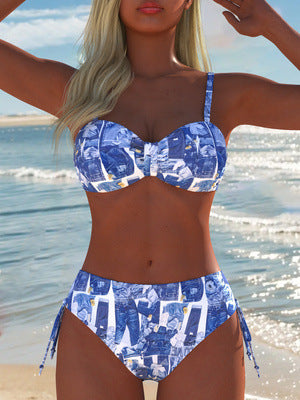 Damen Hochgeschnittener Bikini mit modischem Druck und verstellbaren Seitenbanden R&B
