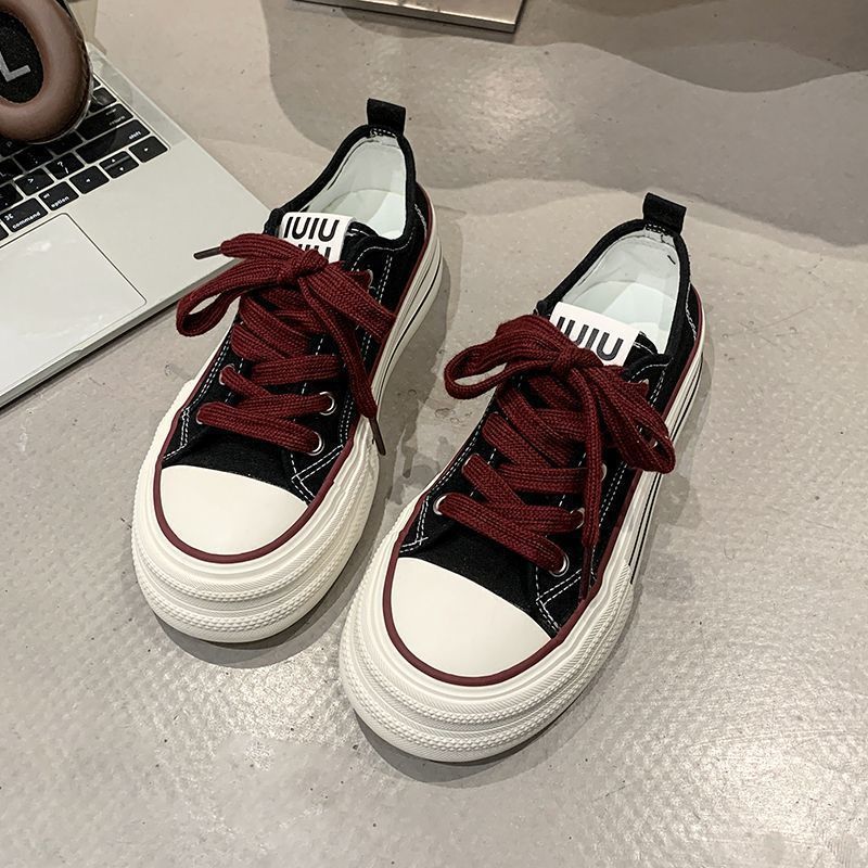 Damen Canvas Sneakers mit kontrastierenden Details und bequemen Schnürsenkeln R&B