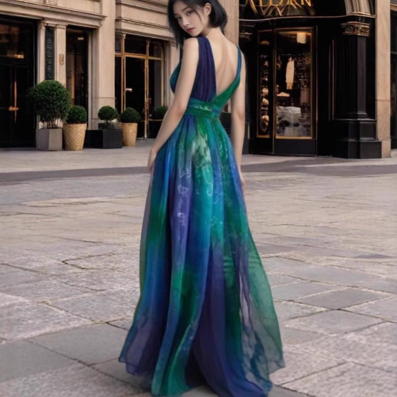 Damen Elegantes Abendkleid mit schimmernden Tüll-Lagen und tiefem V-Ausschnitt R&B
