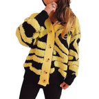 Damen Grobstrickjacke mit dekorativem Mustermix und eleganten Knopfdetails R&B